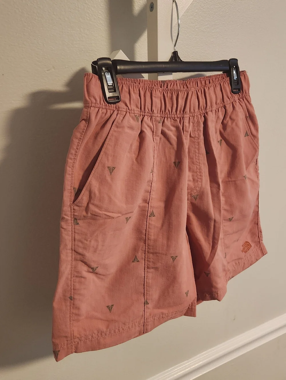 The North Face Printed Class V Pull-On Shorts Men S‎ Pink Topo Print Like New